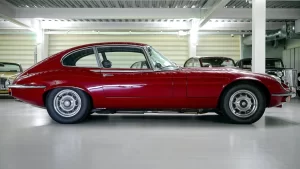 Jaguar E-type, one of the most famous cars by a British brand
