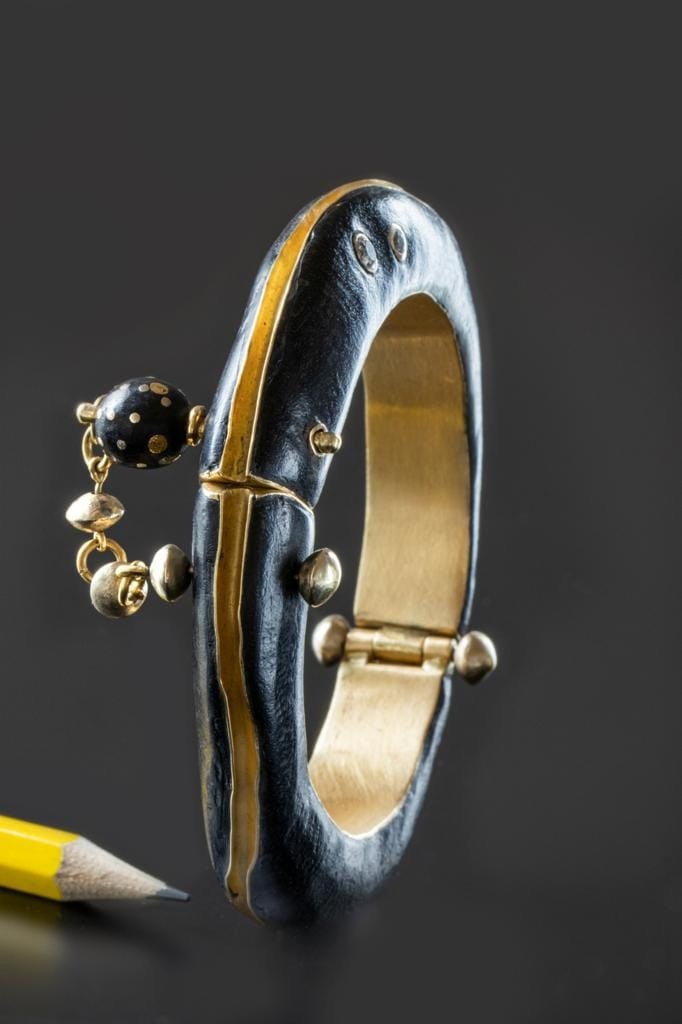 Art jewelry by Ehud Barlev