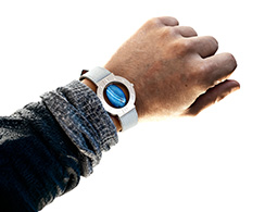 Stone-hold watch, silver. Thumbnail